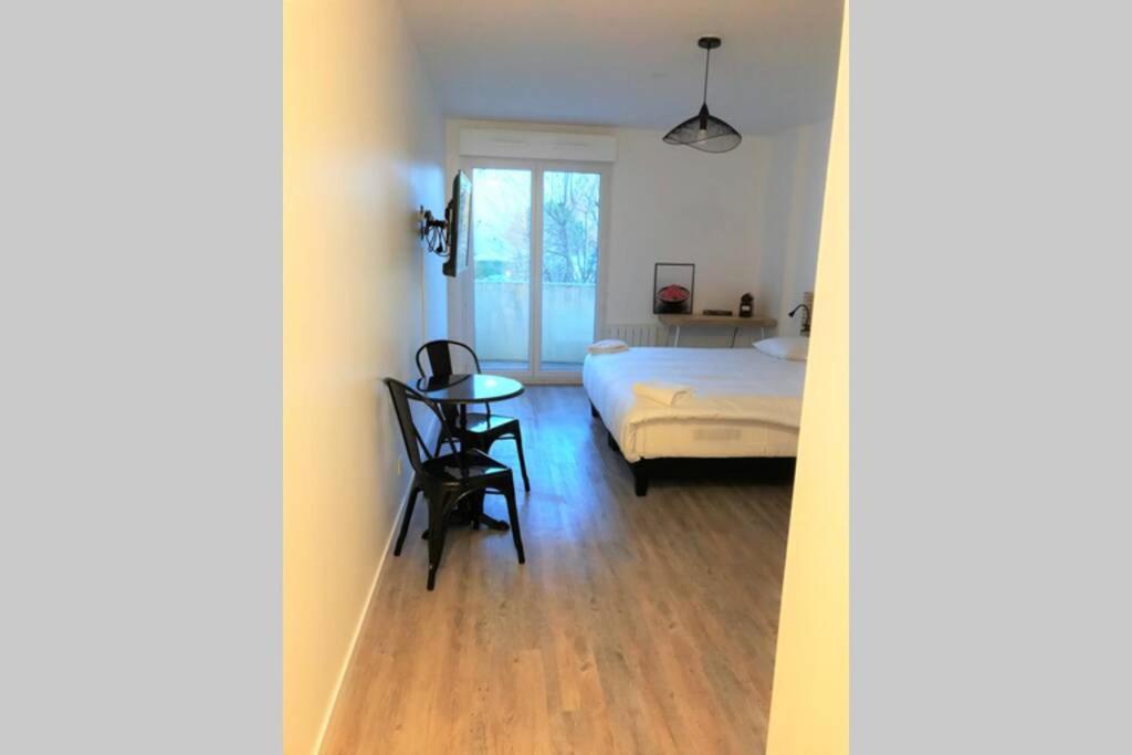 Bel Appartement Design Tout Confort Cenon Exterior photo